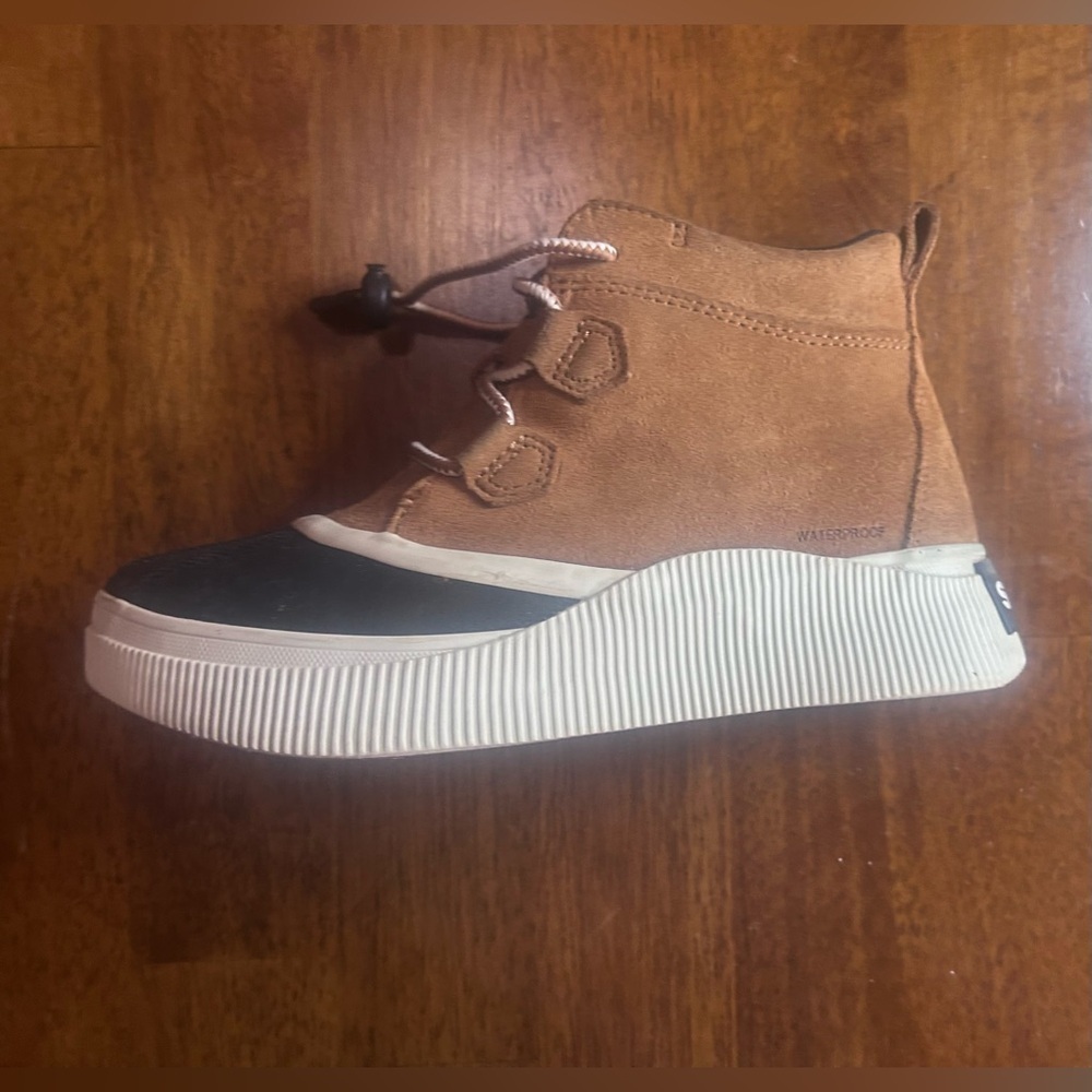Sorel WOMEN'S OUT N ABOUT™ III CLASSIC BOOTS - Picture 2 of 9